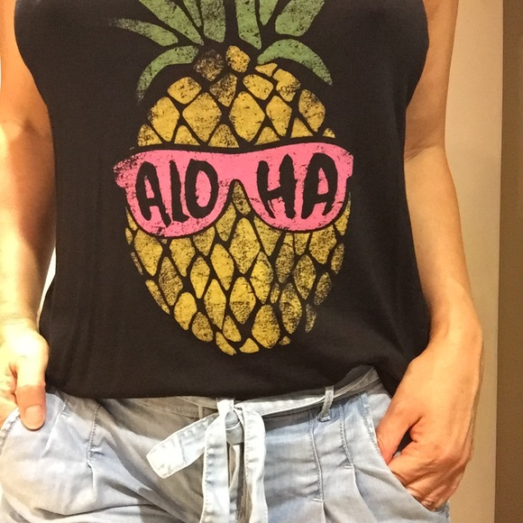 Pineapple Aloha racer back Tank - Picture 3 of 5